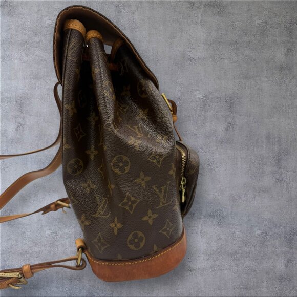 Louis Vuitton Monogram Montsouris MM Backpack - Picture 6 of 11